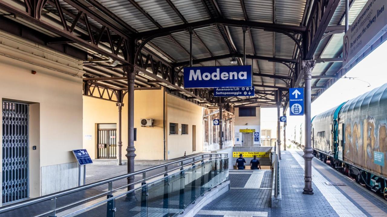 Grand Central By Alloro Su Treno - Affitti Brevi Italia Modena Exterior foto